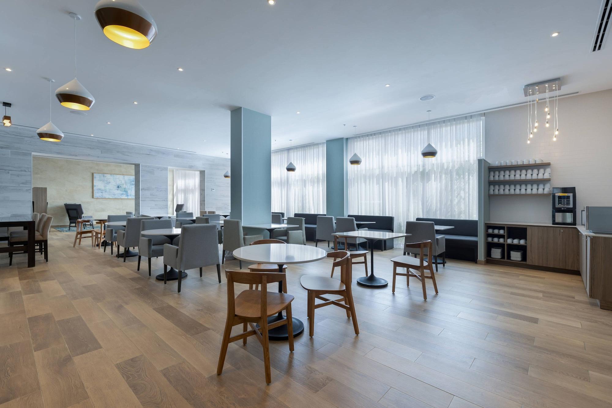 Residence Inn By Marriott Mérida Zewnętrze zdjęcie